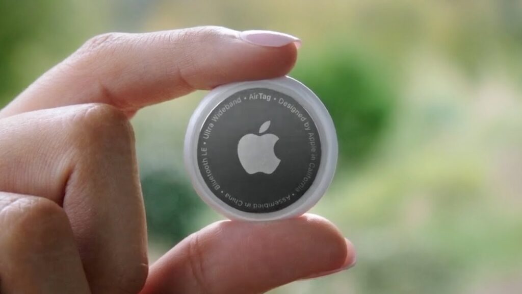 Apple updates AirTag firmware to version 1.0.301 for 1% of devices
