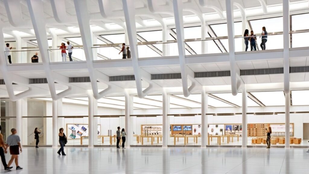 Union claims Apple broke federal labor law at World Trade Center store