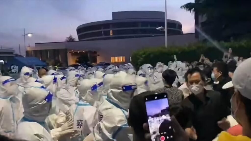 Quanta MacBook factory workers riot over conditions for second time