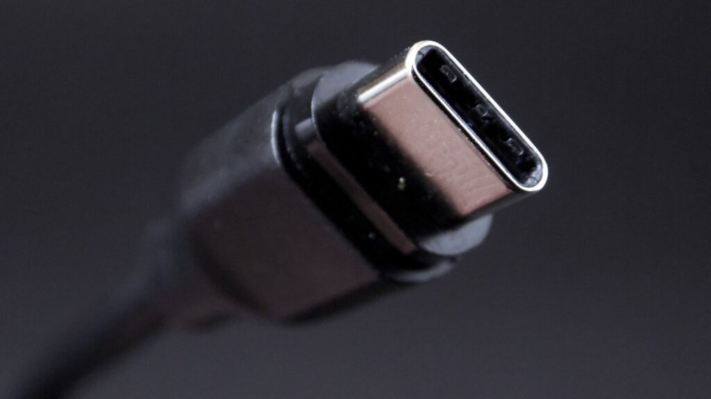UK won't copy EU USB-C common charger mandate