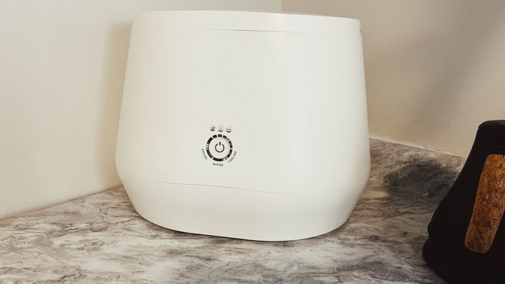 Lomi review: A great countertop composter — if you've got the space for it